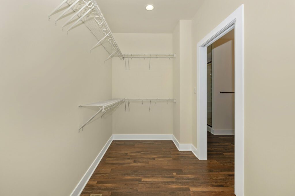 44-Closet-scaled