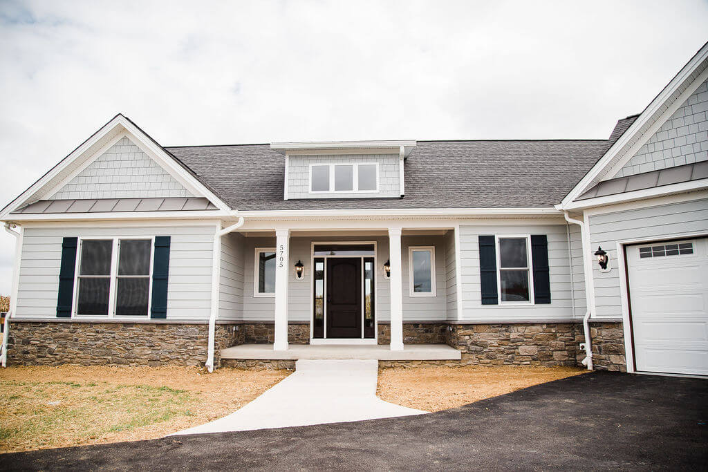 Stone Accent Cottage Ranch
